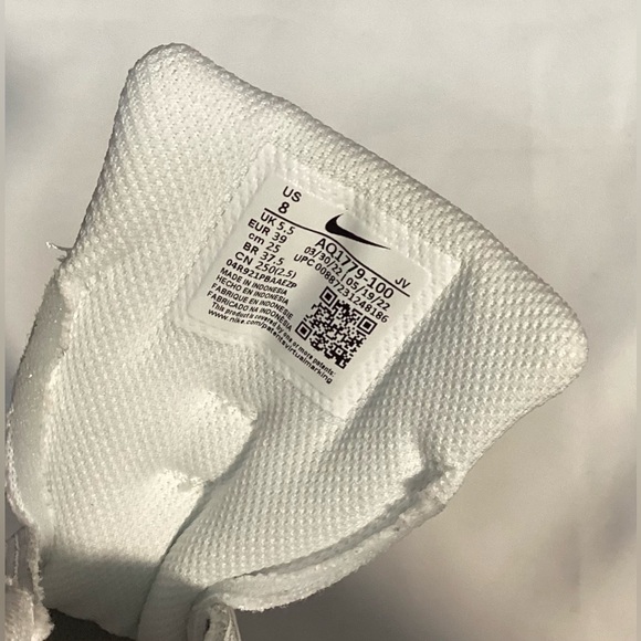 Nike  Ebernon Low
Women's Shoes Women's Athletic Shoes - White - Picture 8 of 8